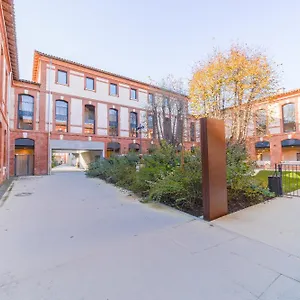 Aparthotel Montempo + Cite Internationale